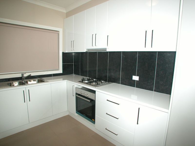 2/40 Home Street, Reservoir VIC 3073