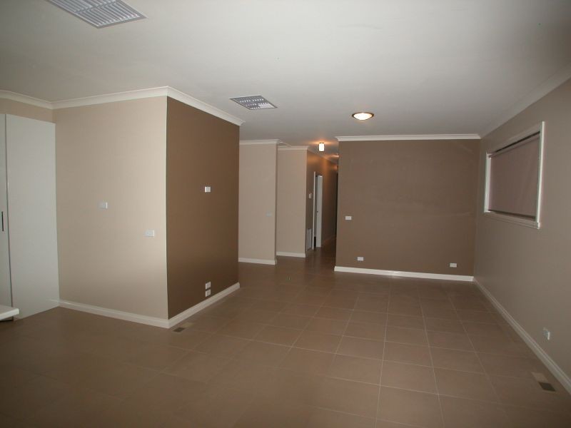 2/40 Home Street, Reservoir VIC 3073