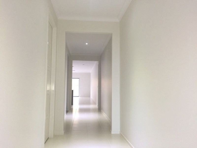 35 Sunstone Boulevard, Doreen VIC 3754