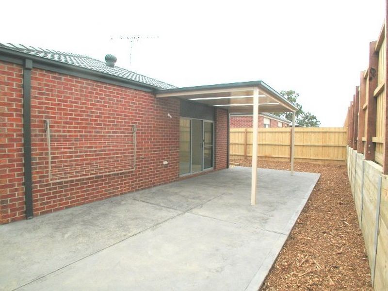 35 Sunstone Boulevard, Doreen VIC 3754