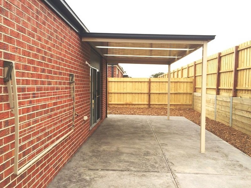 35 Sunstone Boulevard, Doreen VIC 3754