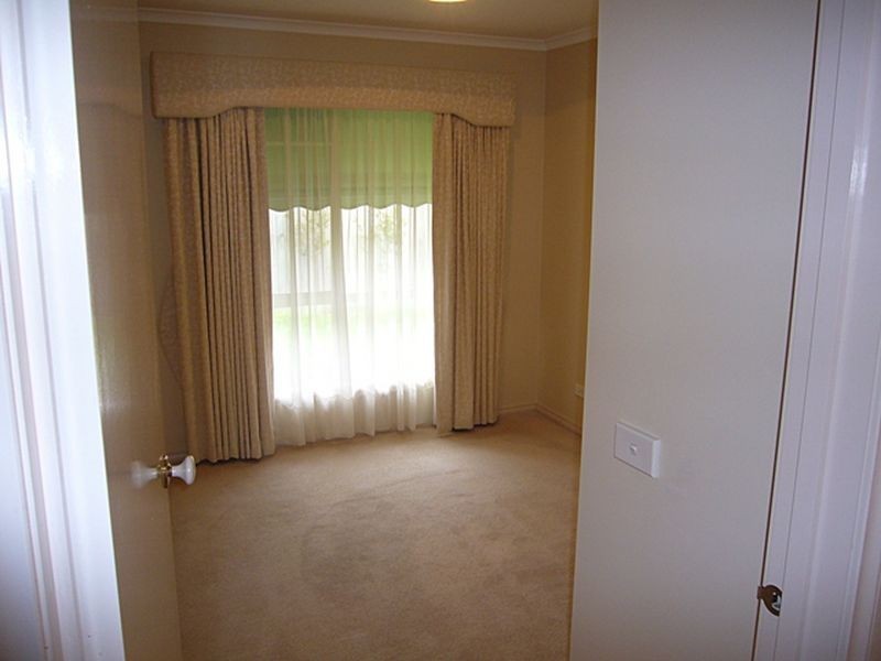 2/29 O’Connell Street, Kingsbury VIC 3083