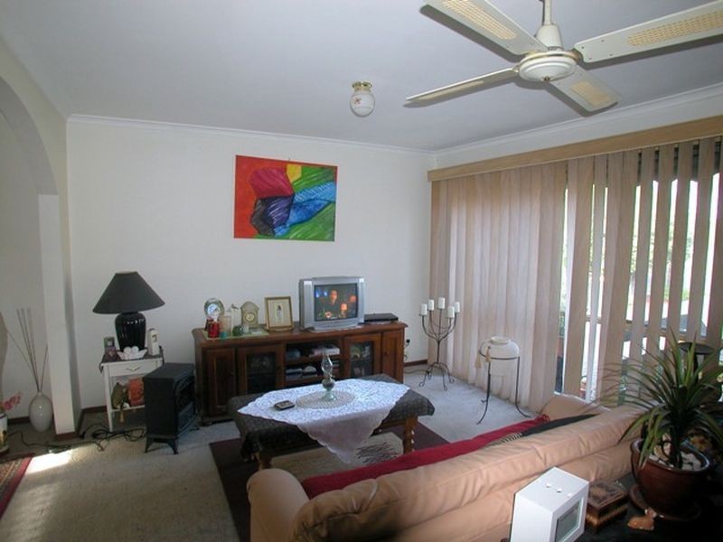 34 Moorhead Drive, Mill Park VIC 3082