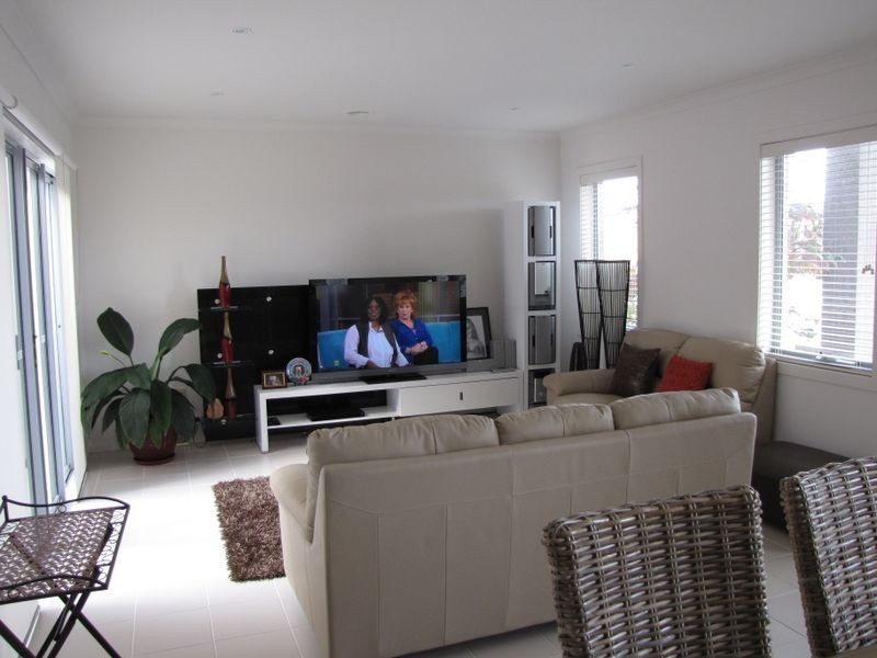 5 Hampden Green, South Morang VIC 3752