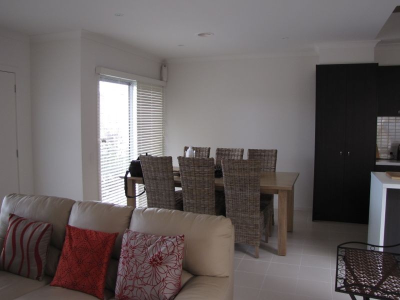 5 Hampden Green, South Morang VIC 3752