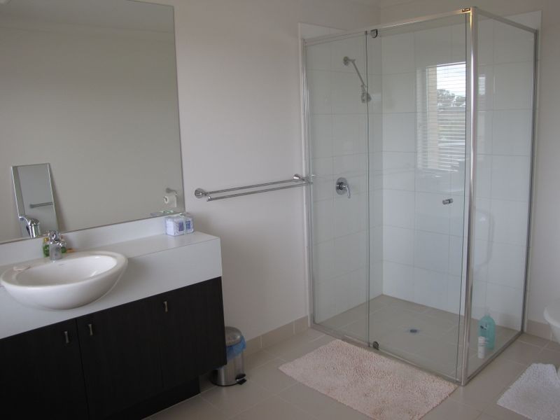 5 Hampden Green, South Morang VIC 3752