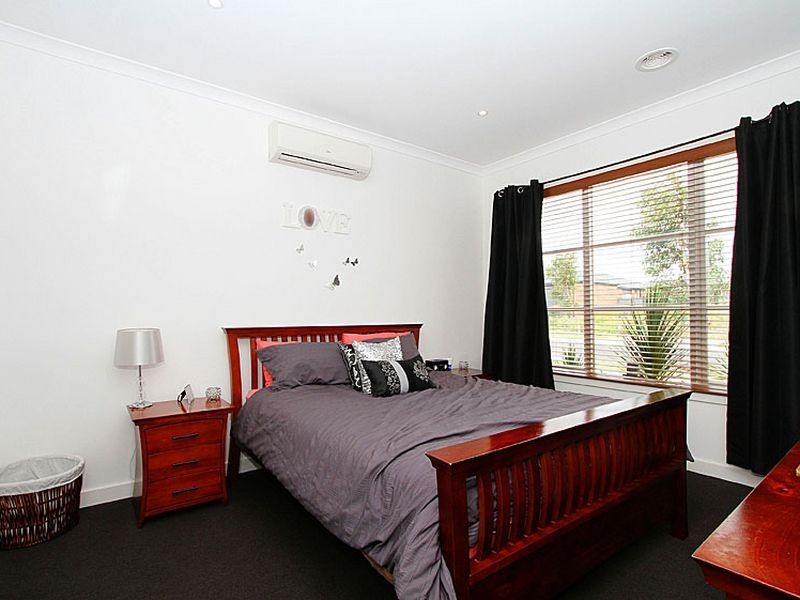 14 Strachan Rise, Mernda VIC 3754