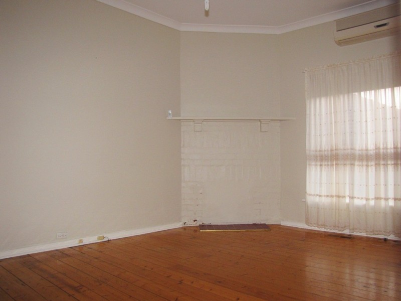 10 Hawker Avenue, Preston VIC 3072