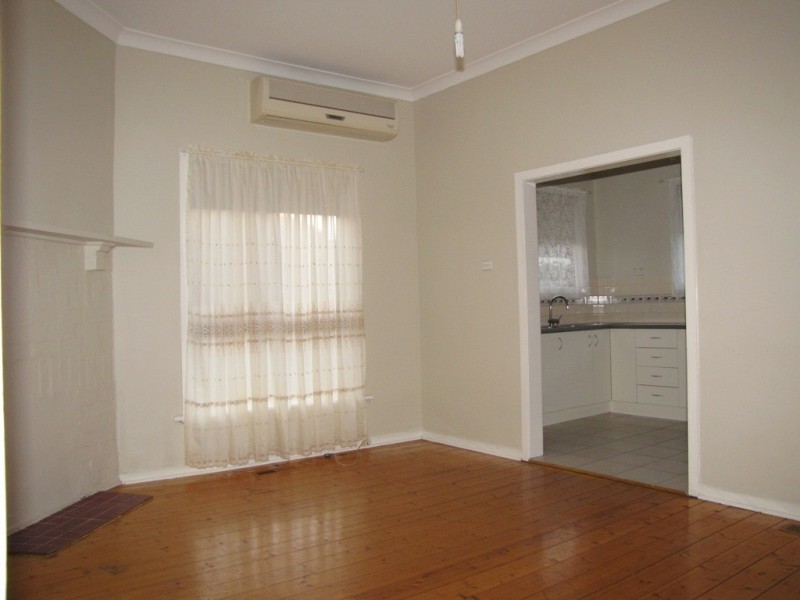 10 Hawker Avenue, Preston VIC 3072