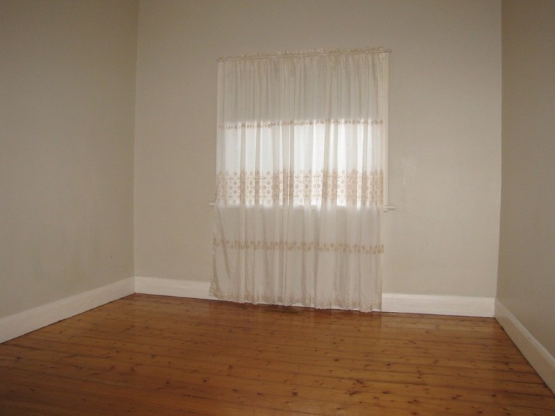 10 Hawker Avenue, Preston VIC 3072