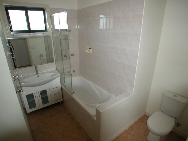 A/94 Hilton Street, Hadfield VIC 3046
