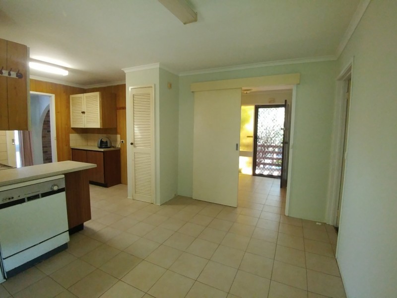 16 Blamey Avenue, Mill Park VIC 3082