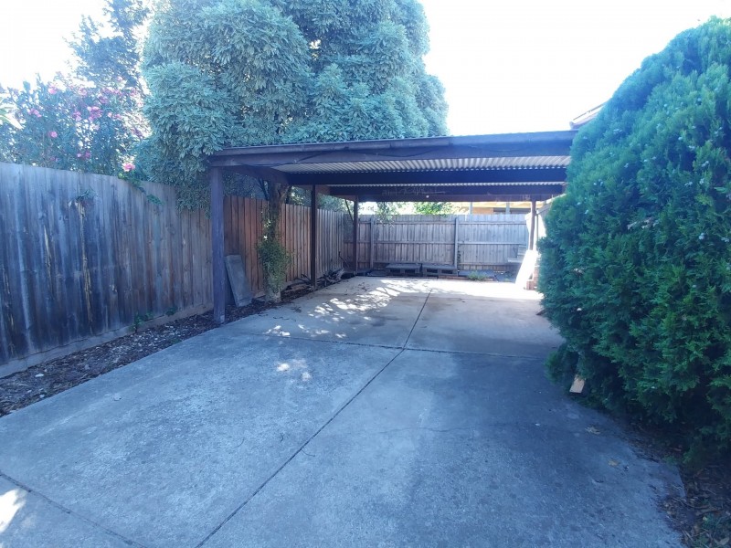 16 Blamey Avenue, Mill Park VIC 3082