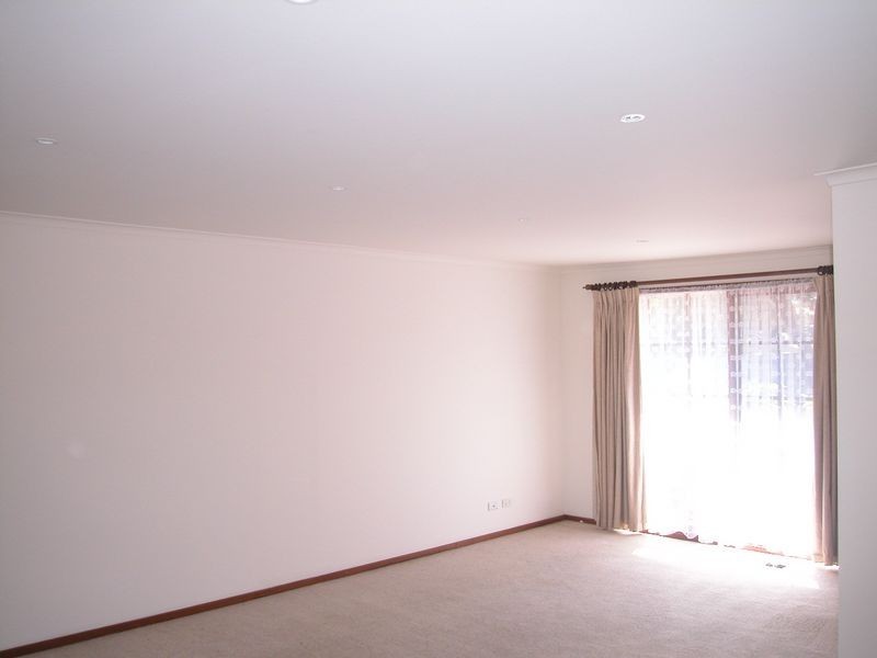 6 Mockridge Drive, Mill Park VIC 3082