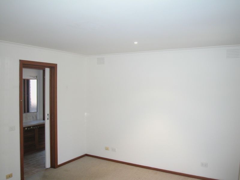 6 Mockridge Drive, Mill Park VIC 3082