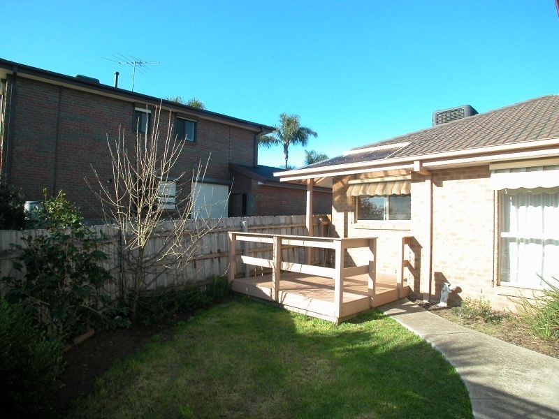 1/14 Rule Close, Mill Park VIC 3082