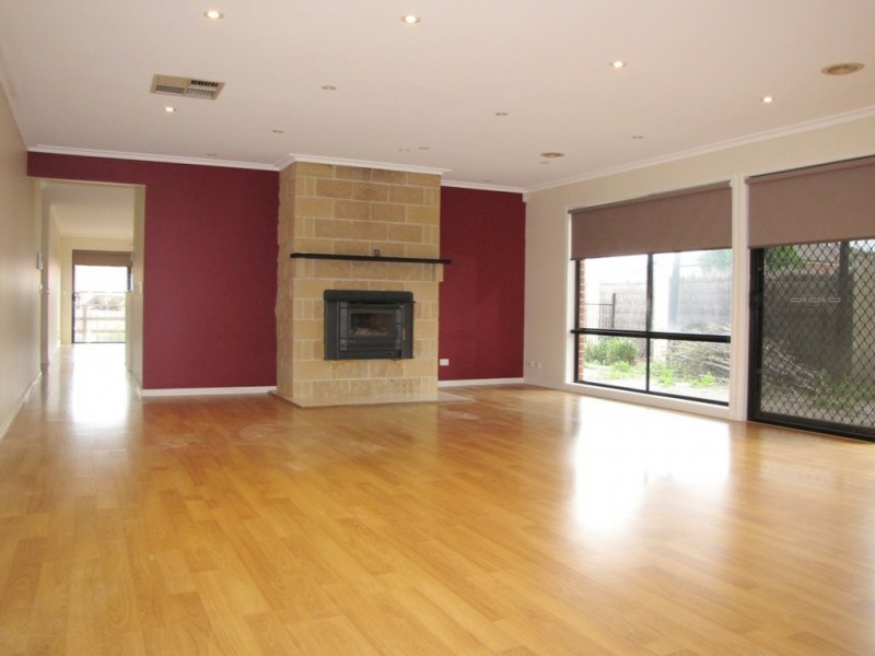 79 Jardier Terrace, South Morang VIC 3752