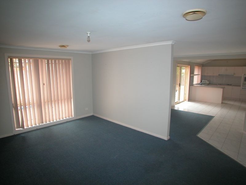 Unit 2/16 Carroll Crescent, Mill Park VIC 3082