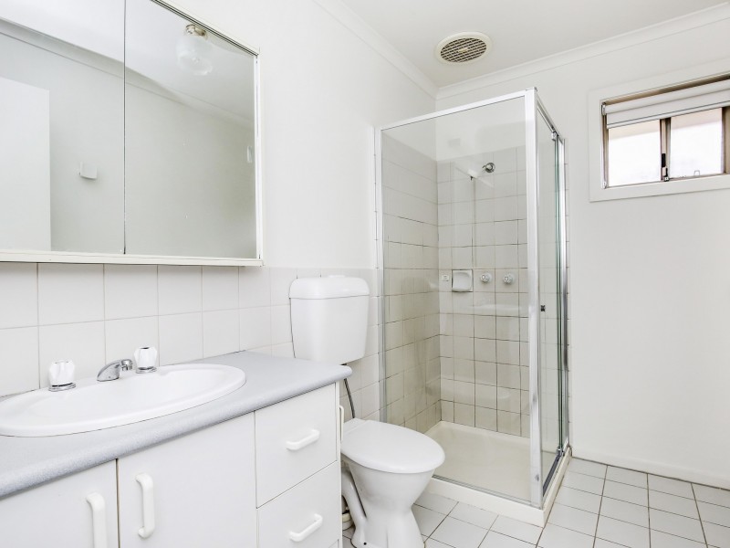 42 Friendship Avenue, Mill Park VIC 3082