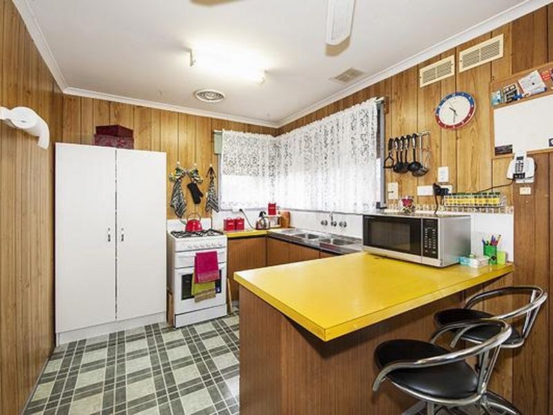 16 Hendersons Road, Epping VIC 3076