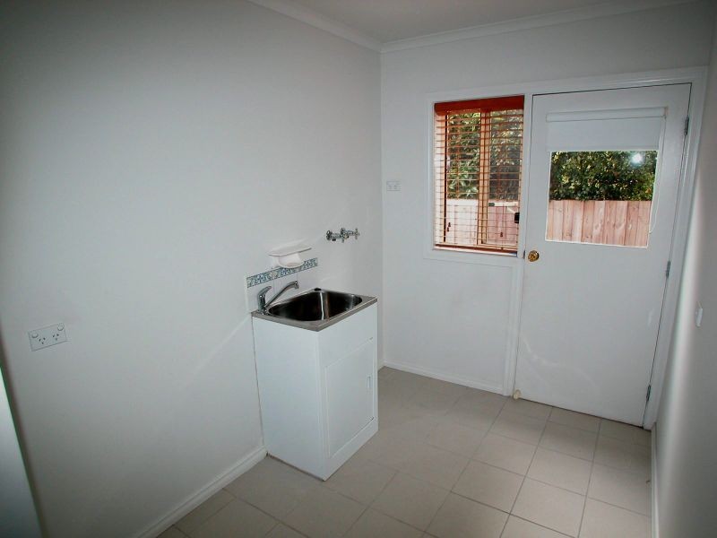 1/17 Pickworth Drive, Mill Park VIC 3082