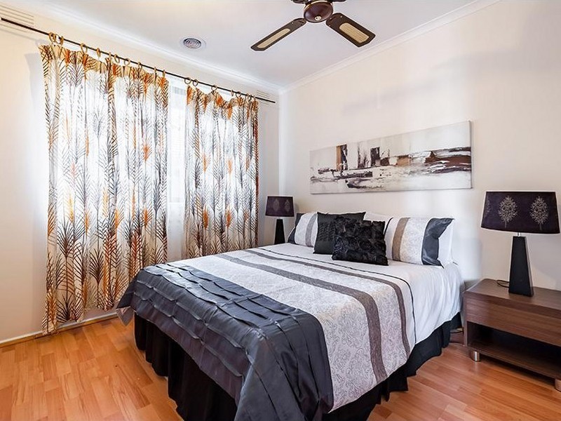 7 Wakeful Place, Mill Park VIC 3082