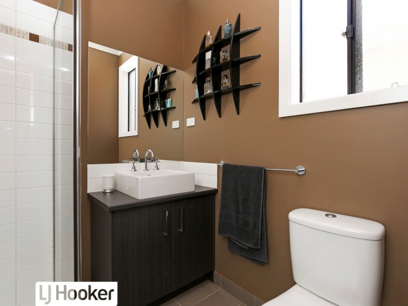 4 Carriageway Pass, Mernda VIC 3754