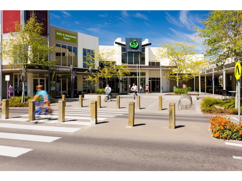 25 Woorawa Drive, Doreen VIC 3754