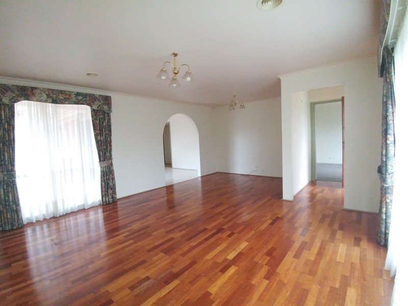 15 Stillman Drive, Mill Park VIC 3082