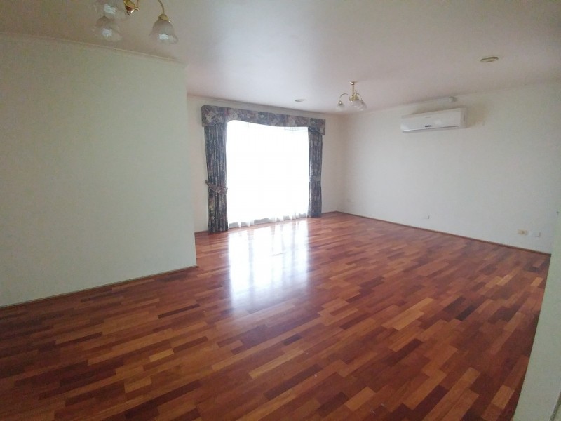 15 Stillman Drive, Mill Park VIC 3082