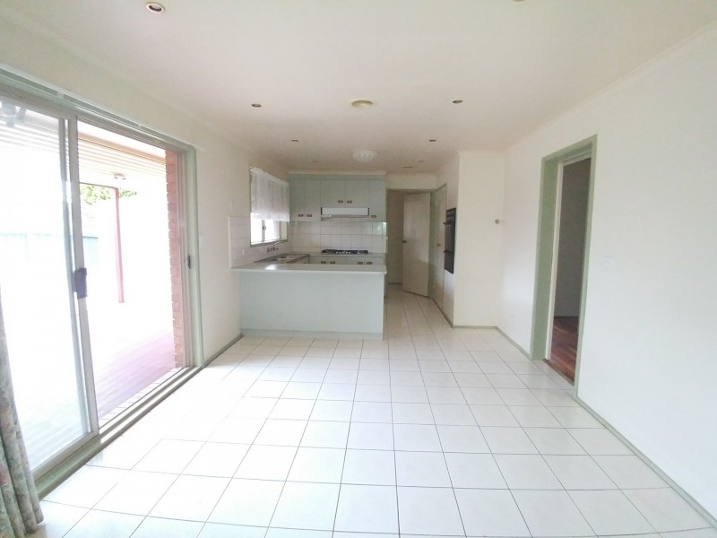 15 Stillman Drive, Mill Park VIC 3082