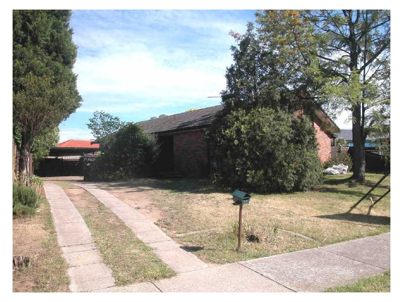 16 Blamey Avenue, Mill Park VIC 3082