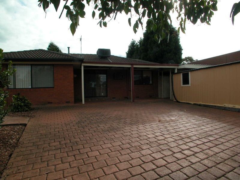 113 Woolnough Drive, Mill Park VIC 3082