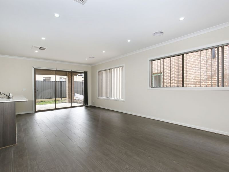 19 Elmhurst Road, Wollert VIC 3750