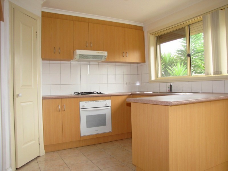 1/7 Sydney Crescent, Lalor VIC 3075