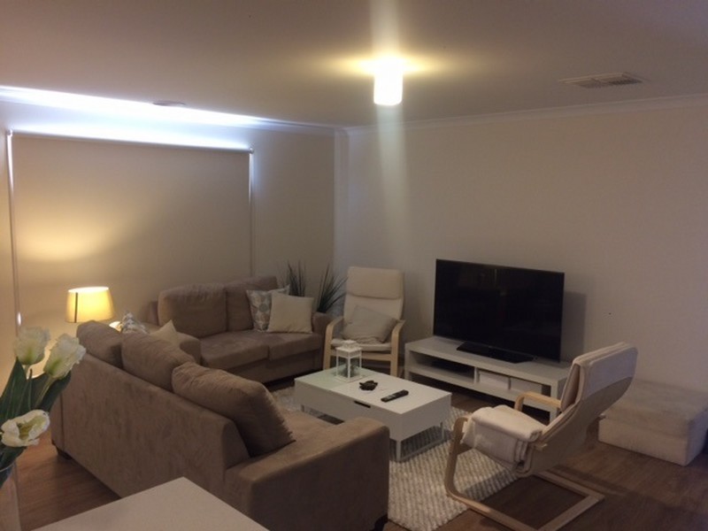 5 Pisa Way, Mernda VIC 3754