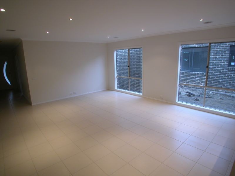 4 Tallulah Avenue, Doreen VIC 3754