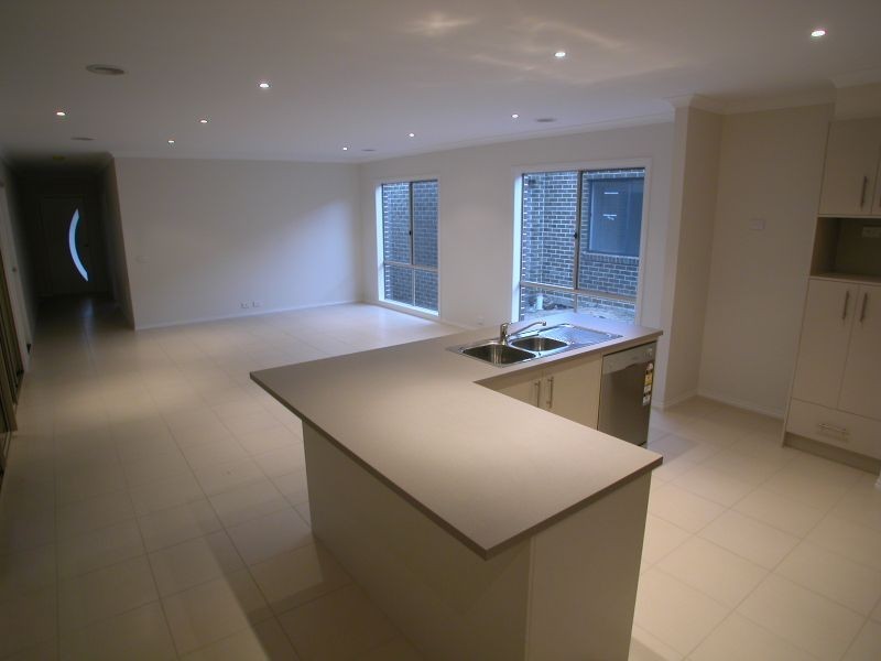 4 Tallulah Avenue, Doreen VIC 3754