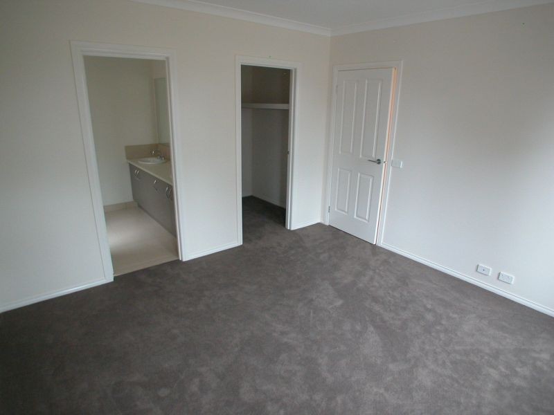 4 Tallulah Avenue, Doreen VIC 3754