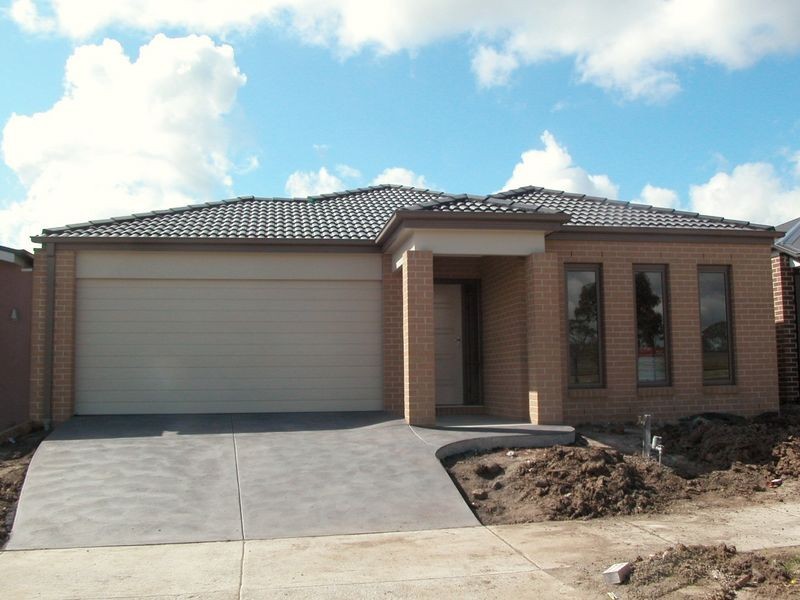 4 Wood Forest Street, South Morang VIC 3752