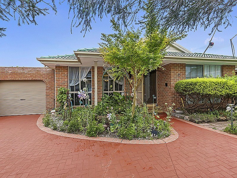 15 Maiden Court, Epping VIC 3076