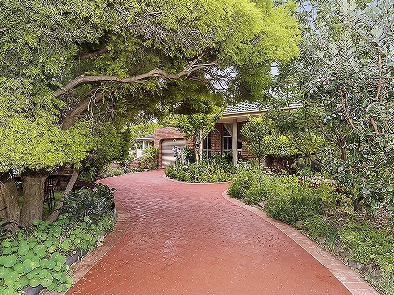 15 Maiden Court, Epping VIC 3076