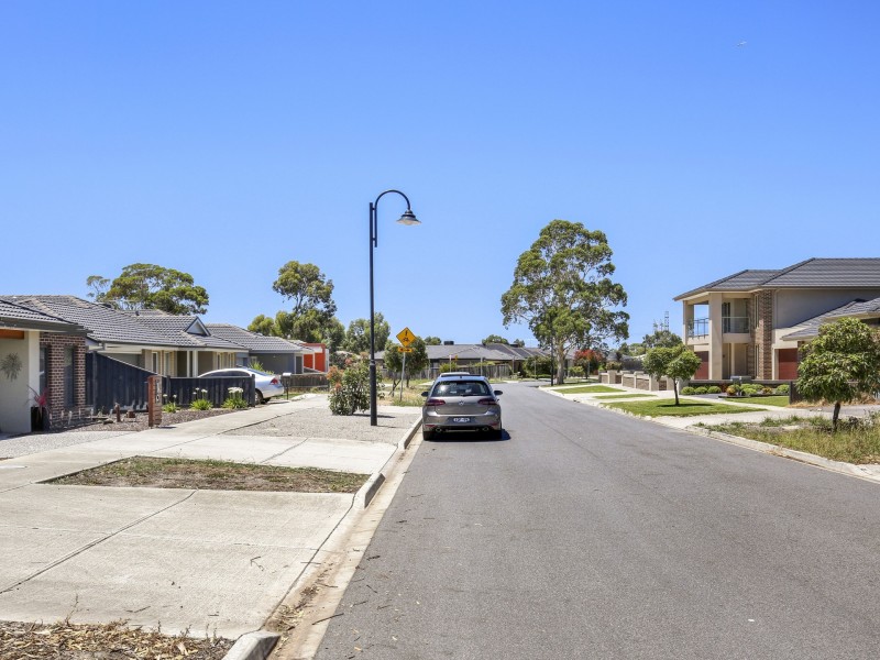 32 Lanata Street, South Morang VIC 3752