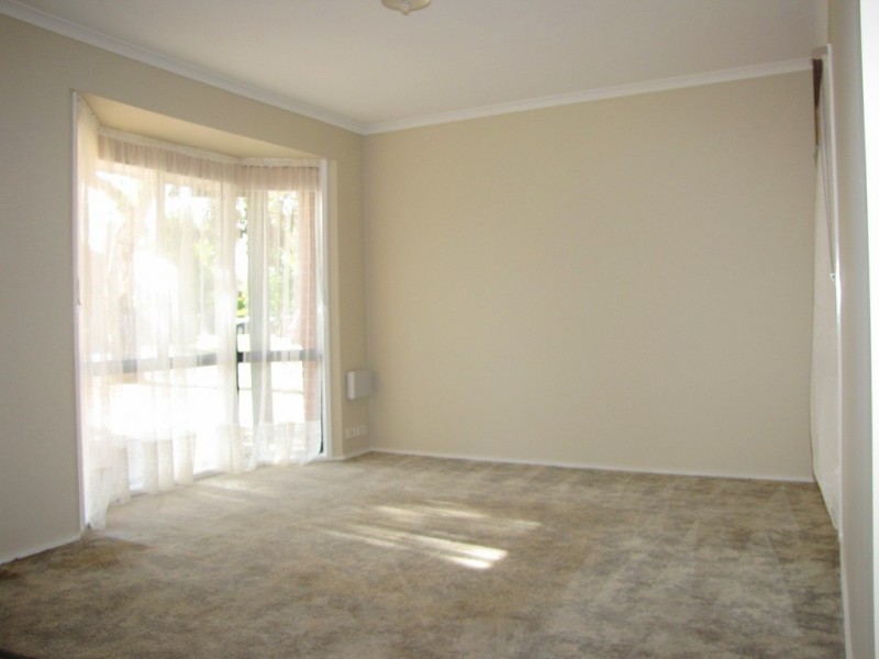 Unit 2/24 Border Drive, Mill Park VIC 3082