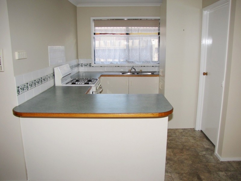 Unit 2/24 Border Drive, Mill Park VIC 3082