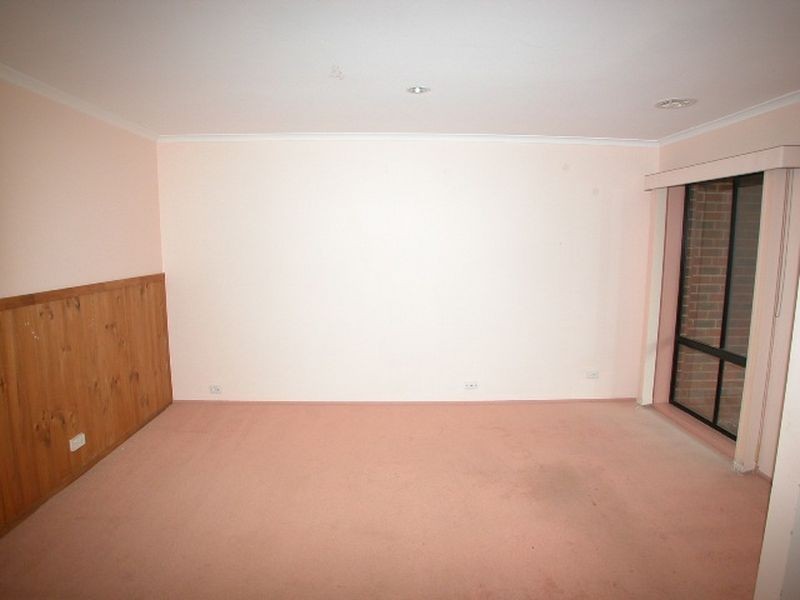 17 Marsden Court, Mill Park VIC 3082