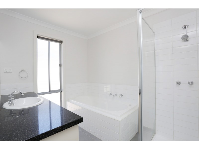 89 Neptune Drive, Point Cook VIC 3030