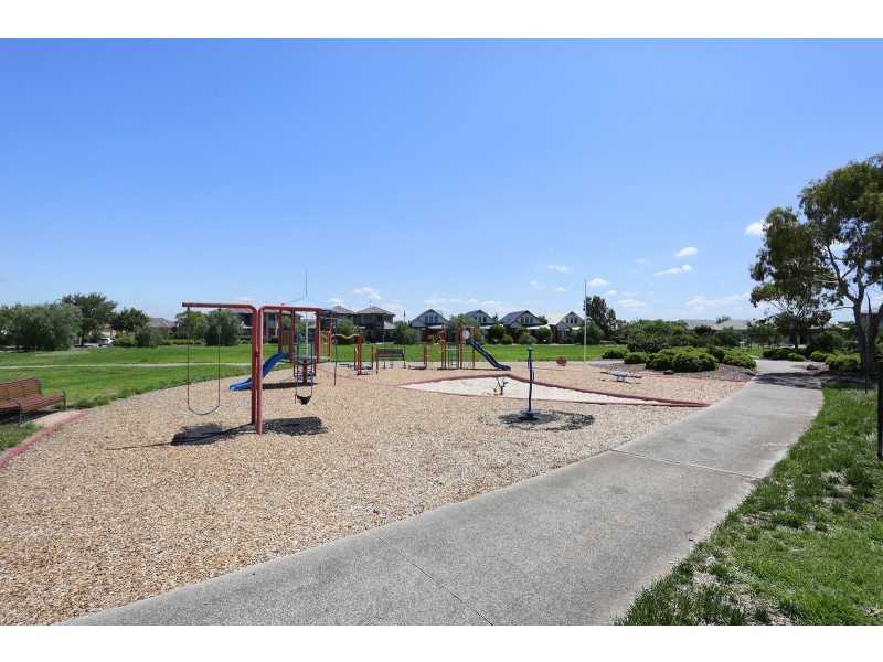 89 Neptune Drive, Point Cook VIC 3030
