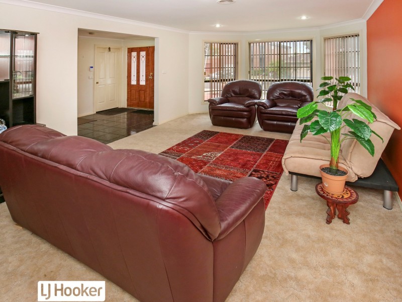 52 Capri Close, South Morang VIC 3752