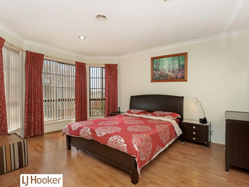52 Capri Close, South Morang VIC 3752